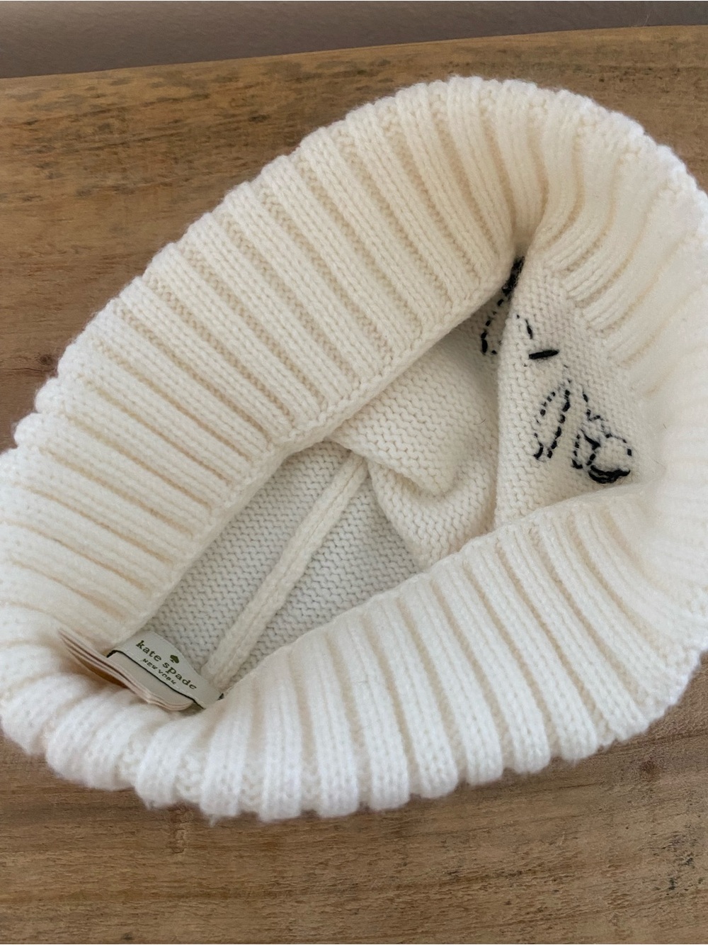 kate ♠️ Spade Cream Beanie with Black "ooh la la" Embroidery - Picture 3 of 11